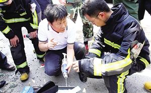 救援人員現(xiàn)場分析情況