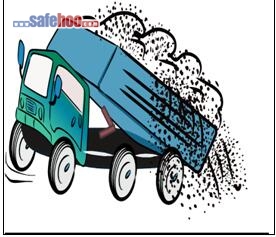 鋼渣裝偏，造成八輪傾翻