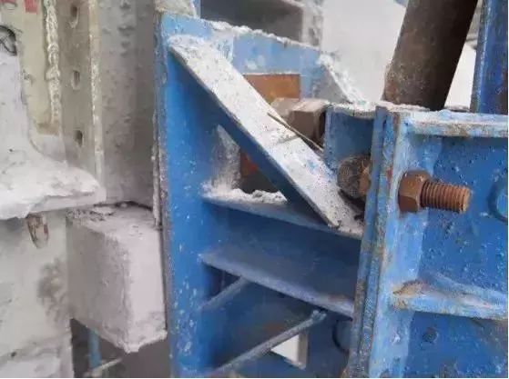 爬架施工，這9個安全隱患監(jiān)理要重點關(guān)注！_11