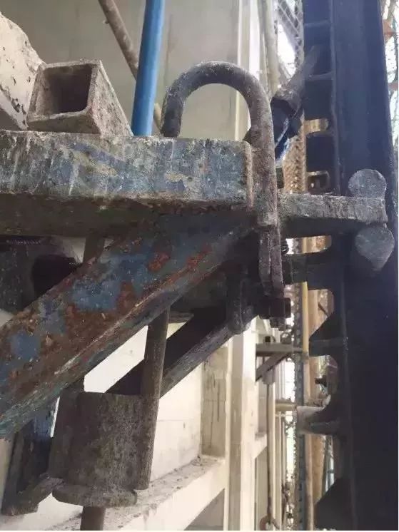 爬架施工，這9個安全隱患監(jiān)理要重點關(guān)注！_18