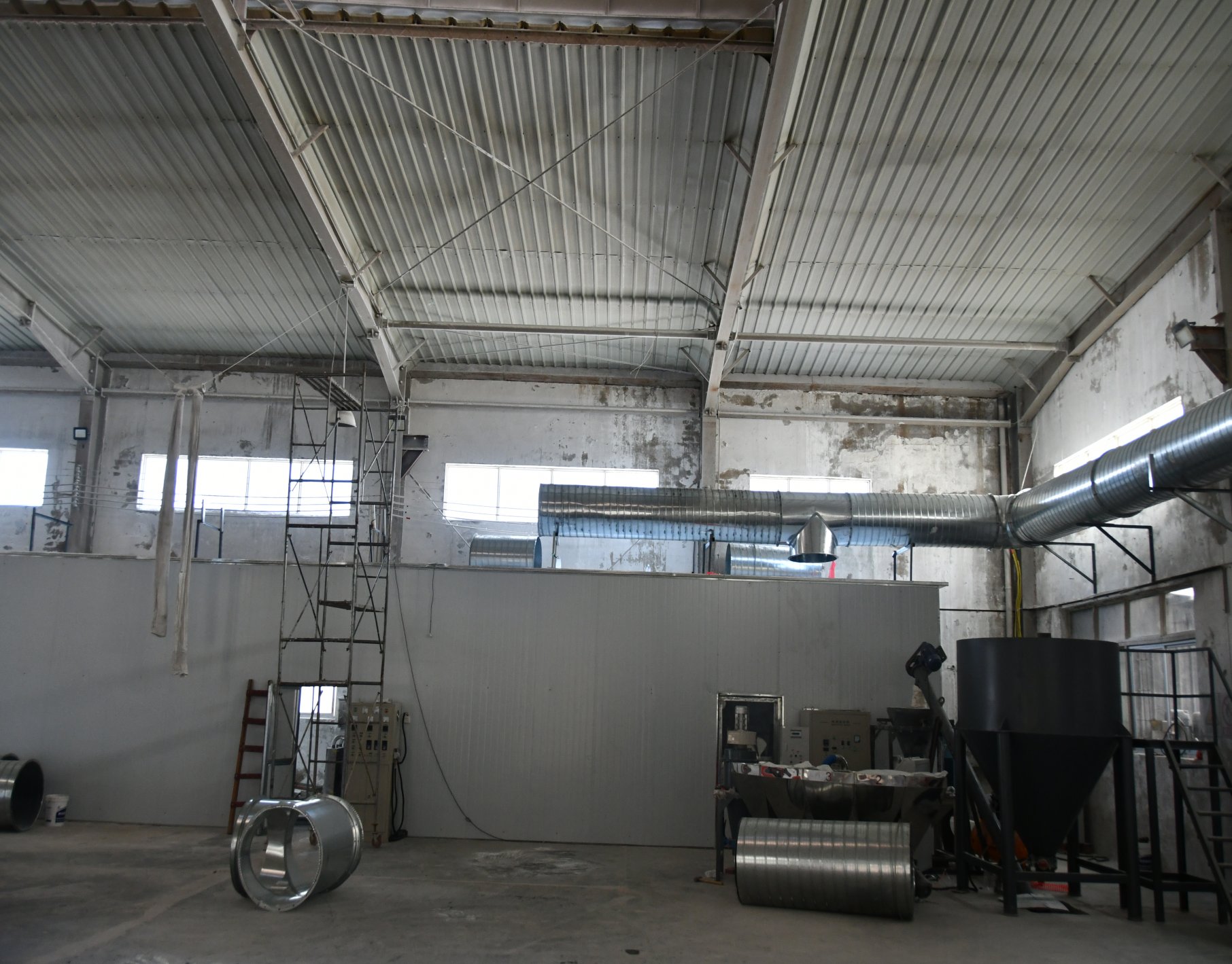 平桂望高聚磊公司“8·2”一般觸電事故調(diào)查報(bào)告