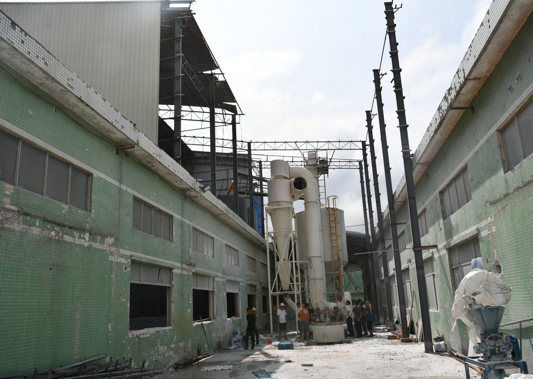 平桂望高榮發(fā)公司“8·15”一般高處墜落事故調(diào)查報(bào)告