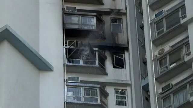 香港一住宅樓發(fā)生火情 致1死8傷