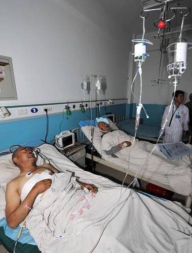 寧夏海原致11死31傷車禍系嚴(yán)重超員所致(組圖)